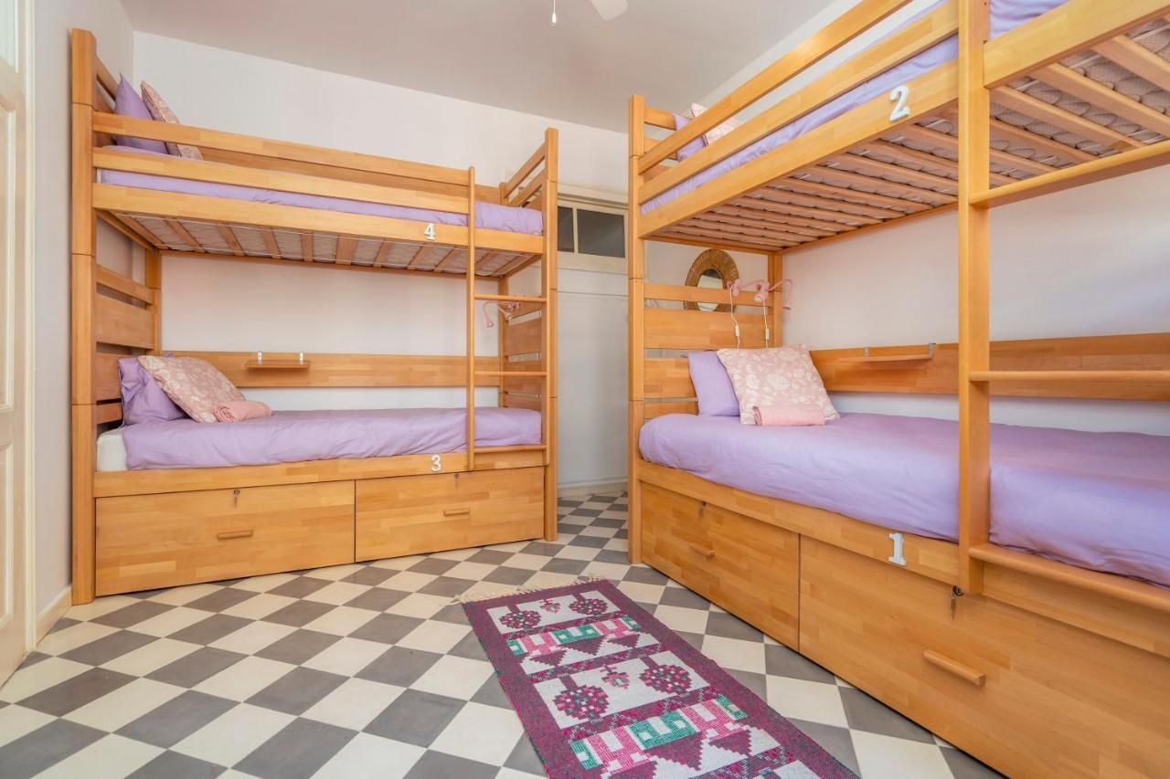 Female Hostel FAO Exteriér fotografie